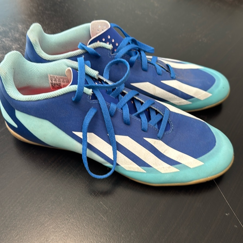 Adidas X Crazyfast men’s futsal/indoor soccer shoes. Size 8.